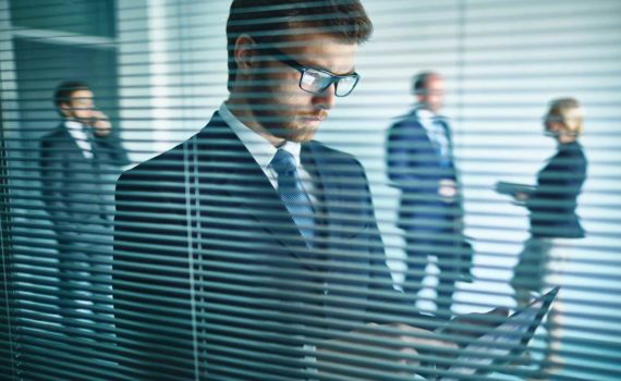 manager-networking-PT8PSDD